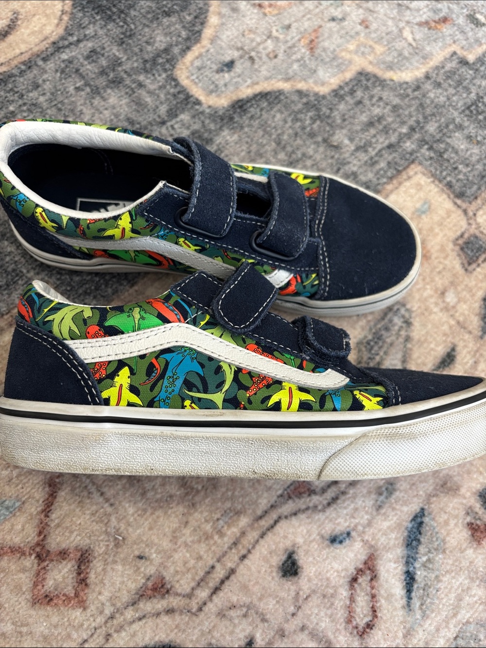 Vans Kids Navy Sneakers with Multicolor Tropical shark, glow in dark, size 3